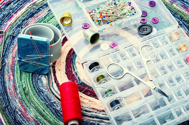 Kolaż haftów od klientów